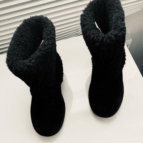 Ugg Patten Boots - Picture 2 of 12